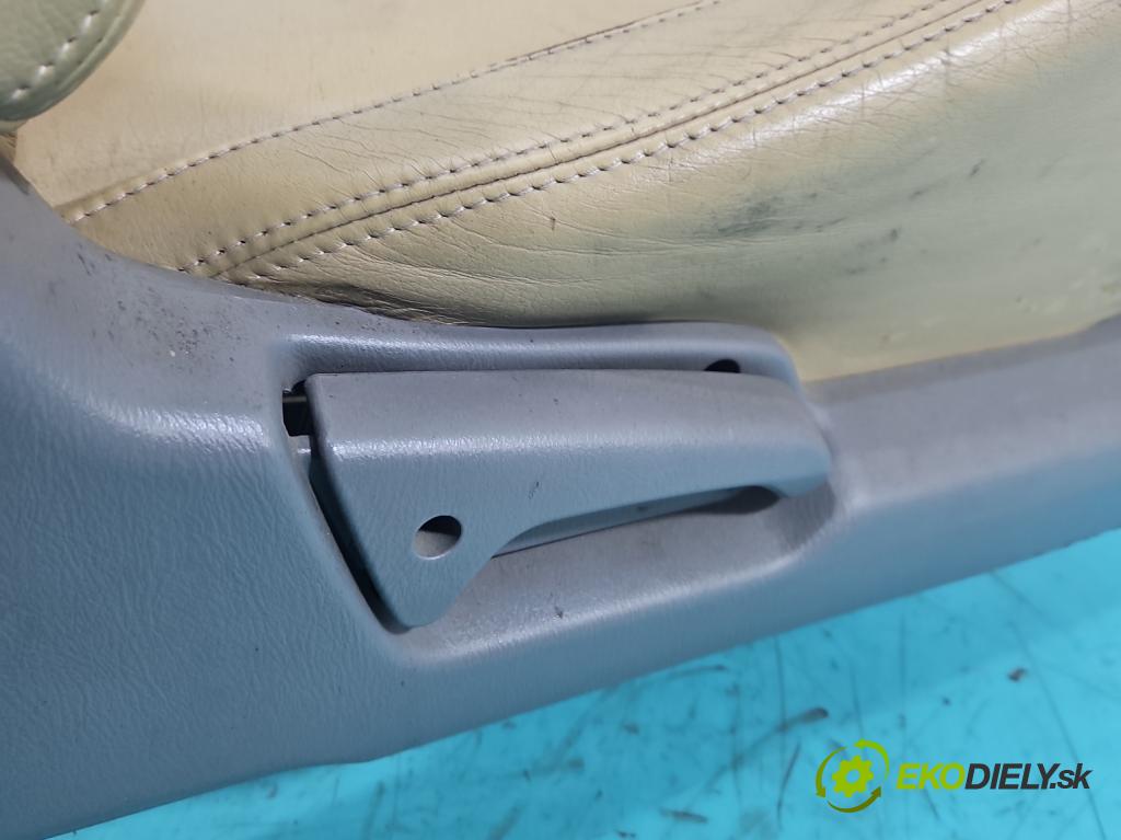 Subaru Forester II SG 2002-2008 2.0 boxer 125 hp manual 92 kW 1994 cm3 5- Sedadlo pravý  (Sedadlo)