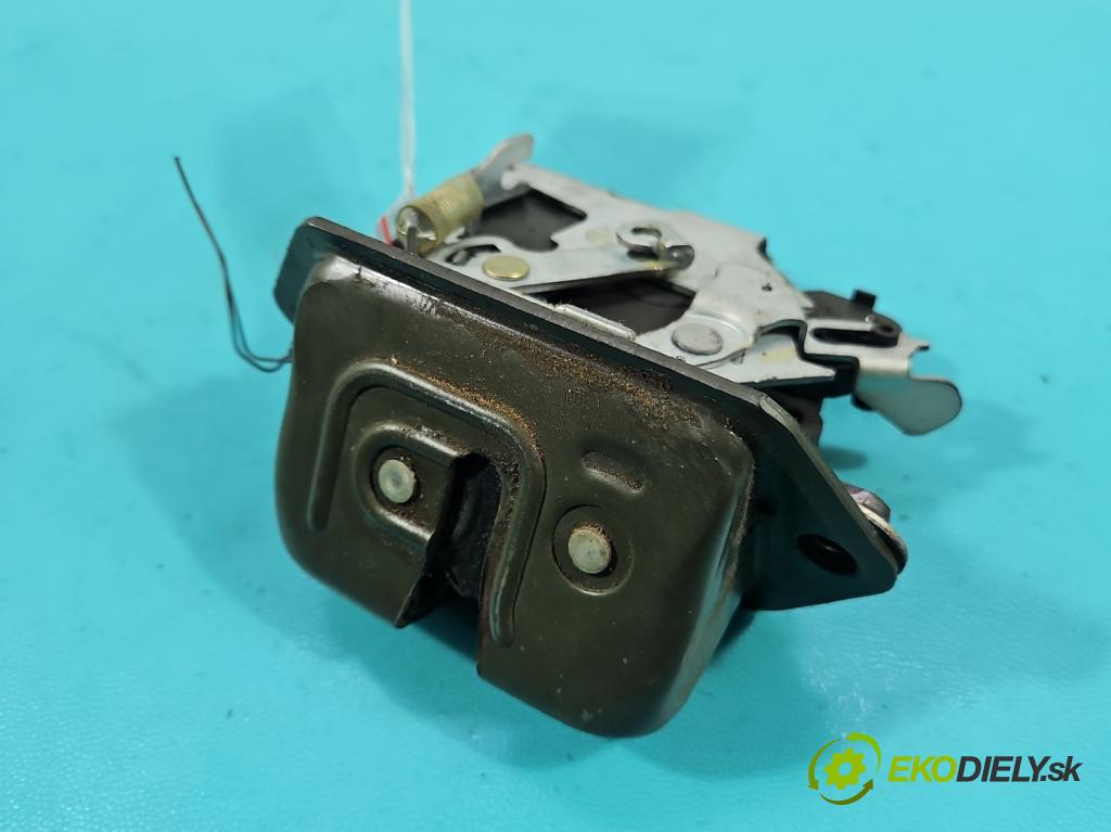 Subaru Forester II SG 2002-2008 2.0 boxer 125 HP manual 92 kW 1994 cm3 5- zámok kufrové dvere zadné 