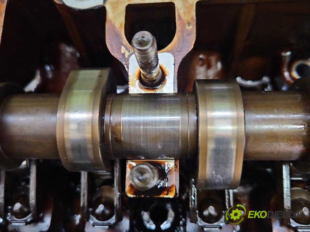 Vw New Beetle 1998-2010 1.6 SR 102 hp manual 75 kW 1595 cm3 2- hlava motoru 06B103373T