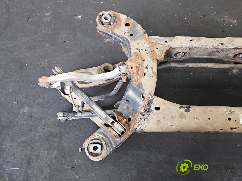 Opel Insignia B 2017-2022 2.0 cdti 209KM automatic 154 kW 1956 cm3 5- zadní výztuha  (Zadní výztuha)