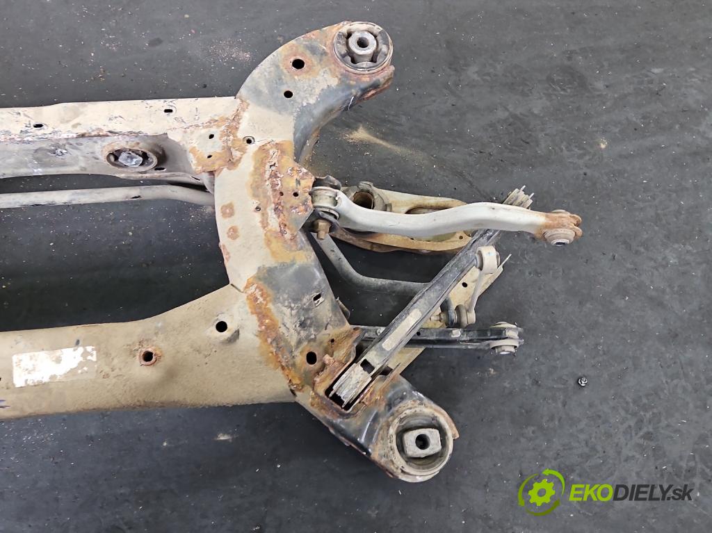 Opel Insignia B 2017-2022 2.0 cdti 209KM automatic 154 kW 1956 cm3 5- zadní výztuha  (Zadní výztuha)