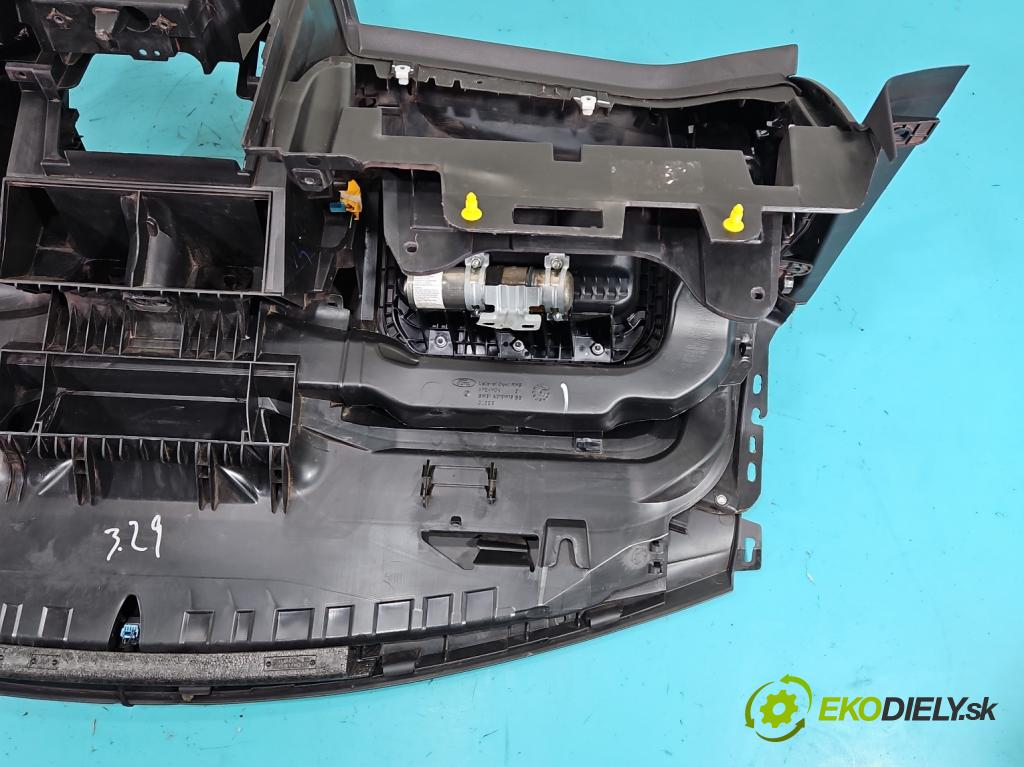 Ford Focus Mk3 2010-2018 1.6 tdci 95 HP manual 70 kW 1560 cm3 5- kokpit,pristrojová doska rozdeľovacia