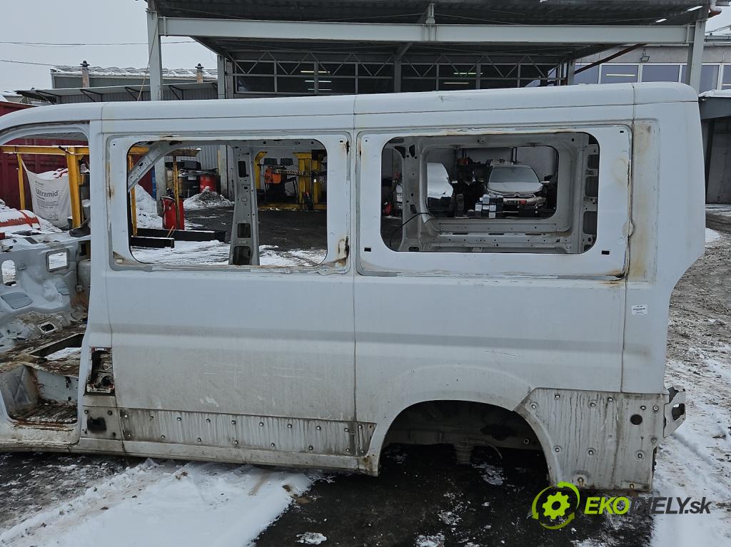 Fiat Ducato IV 2014- 2.0 jtd 116 hp manual 85 kW 1956 cm3 5- blatnik zadní levý 