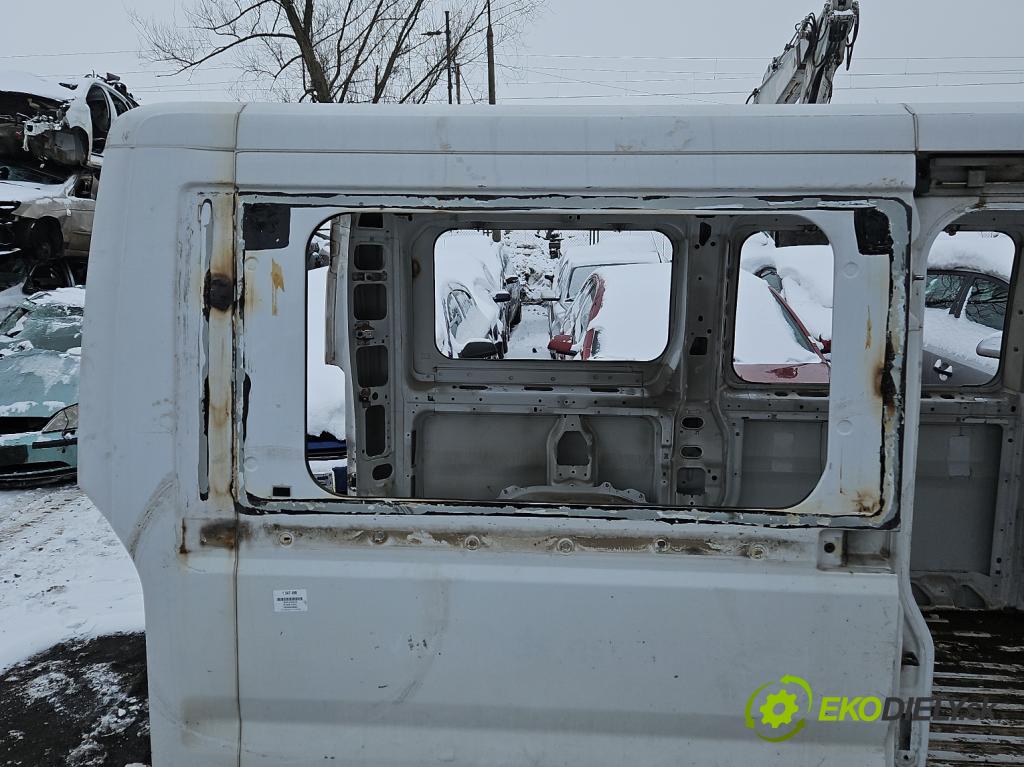 Fiat Ducato IV 2014- 2.0 jtd 116 HP manual 85 kW 1956 cm3 5- blatník zadné pravý