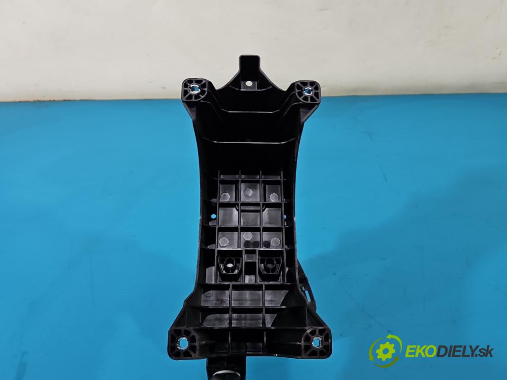 Opel Insignia B 2017-2022 2.0 cdti 209KM automatic 154 kW 1956 cm3 5- Páka: Změny: stupeň,rýchlosť 13576878 (Rýchlostná páka (kulisa))