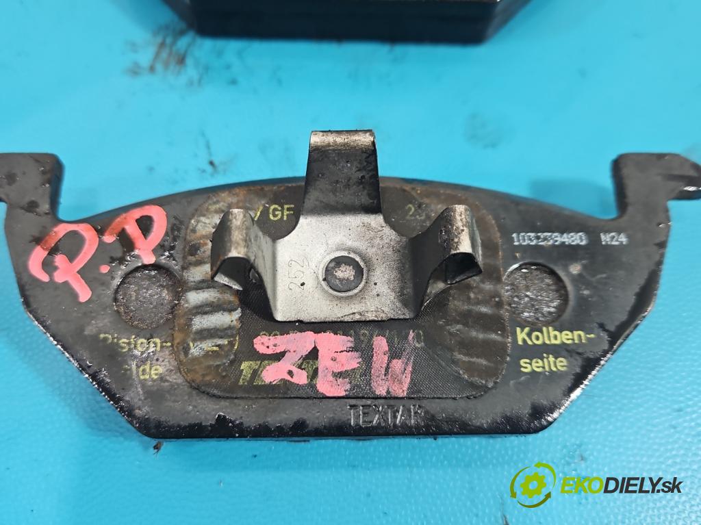 Seat Ibiza IV 6J 2008-2017 1.4 16V 86 HP manual 63 kW 1390 cm3 5- Štíty: brzdové predné