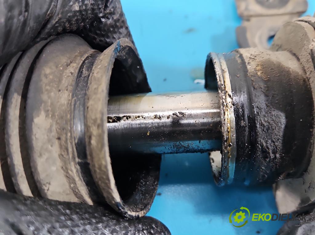 Toyota Corolla E11 1997-2002 1.4 vvti 97KM manual 71 kW 1398 cm3 3- Ozubené kolo: volant