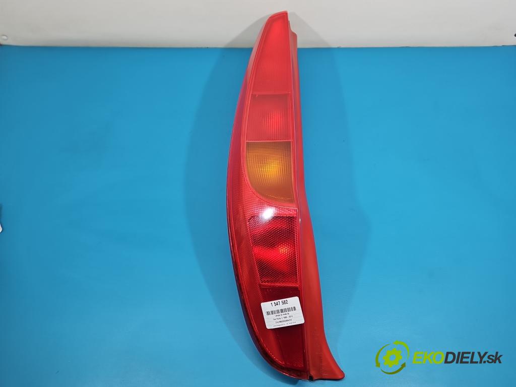 Fiat Punto II 1999-2010 1.2 8V 60 HP manual 44 kW 1242 cm3 5- svetlo / reflektor zadné ľavé  (Kľučka dverí ostatné)