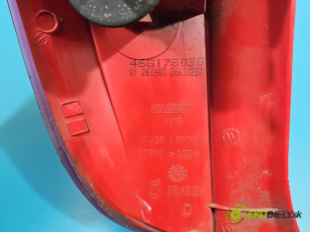 Fiat Punto II 1999-2010 1.2 8V 60 HP manual 44 kW 1242 cm3 5- svetlo / reflektor zadné pravé 468178030 (Kľučka dverí ostatné)