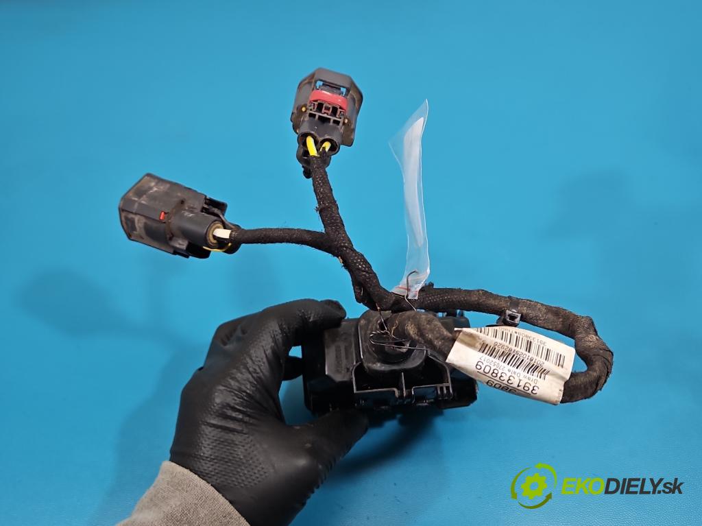 Opel Insignia B 2017-2022 2.0 cdti 209KM automatic 154 kW 1956 cm3 5- skříňka pojistková 39133809 (Pojistková skříňka)