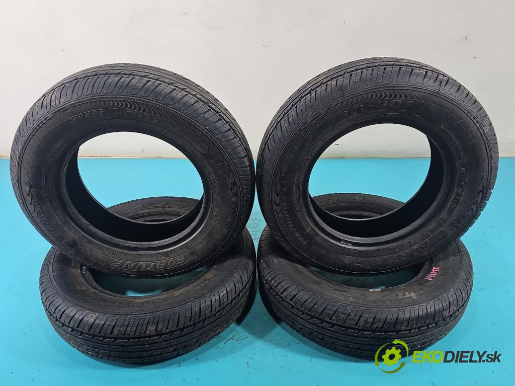 Vw Polo IV 9N 2001-2009 1.2 6V 54 hp manual 40 kW 1198 cm3 5- pneumatiky: letní 4 komplet