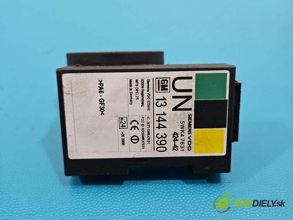 Opel Meriva A 2002-2010 1.4 16V 90 HP manual 66 kW 1364 cm3 5- riadiaca jednotka motora 0261208255