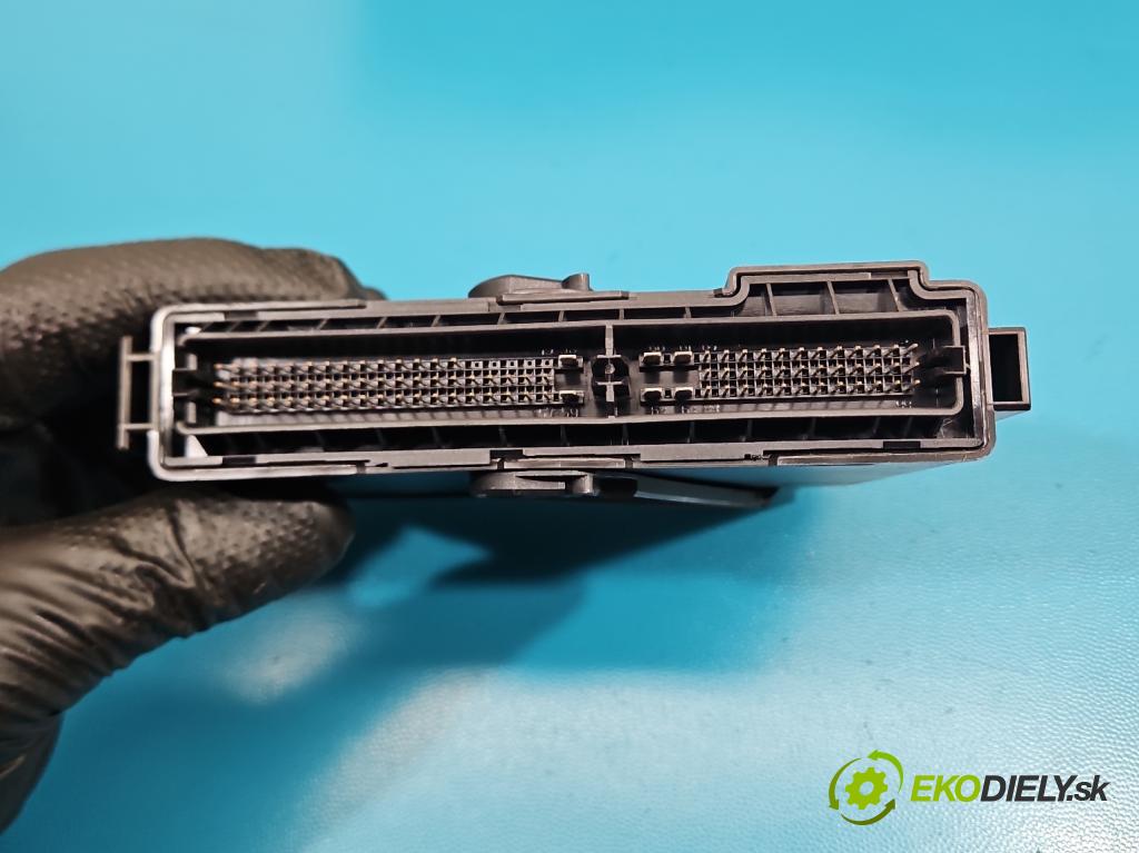 Opel Meriva A 2002-2010 1.4 16V 90 HP manual 66 kW 1364 cm3 5- riadiaca jednotka motora 0261208255