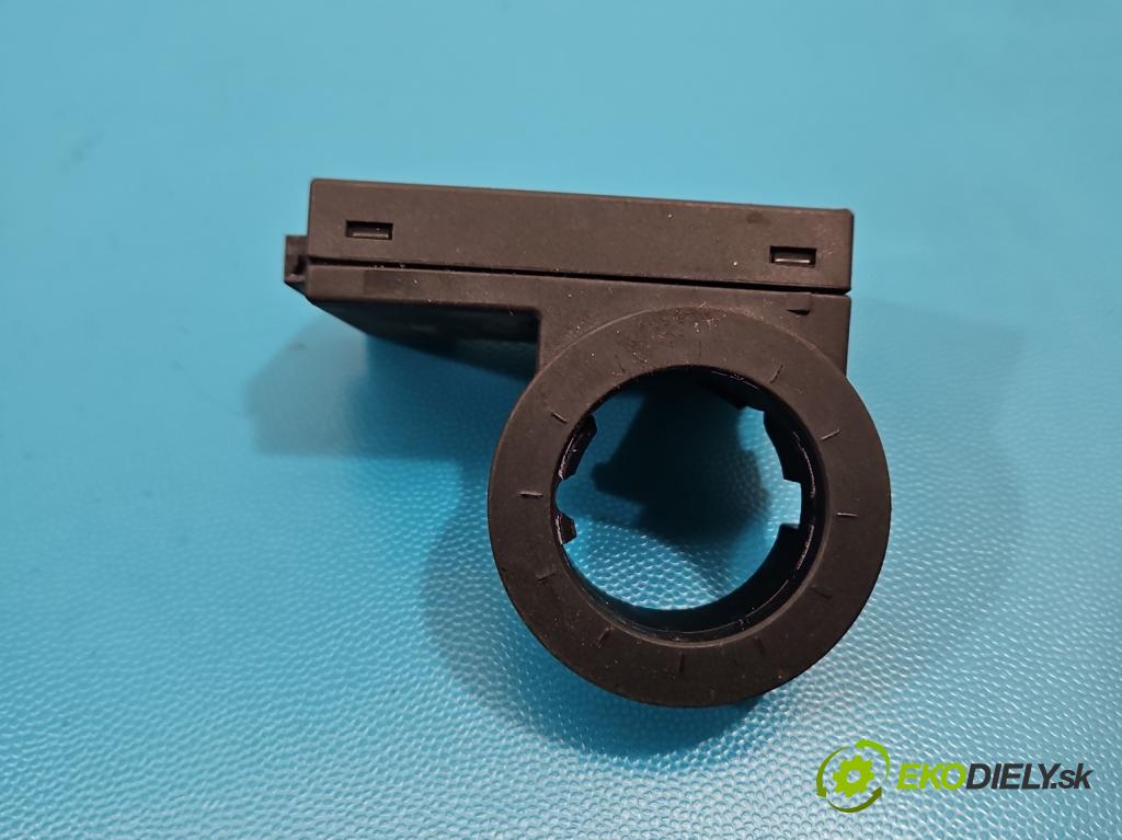 Opel Meriva A 2002-2010 1.4 16V 90 HP manual 66 kW 1364 cm3 5- riadiaca jednotka motora 0261208255