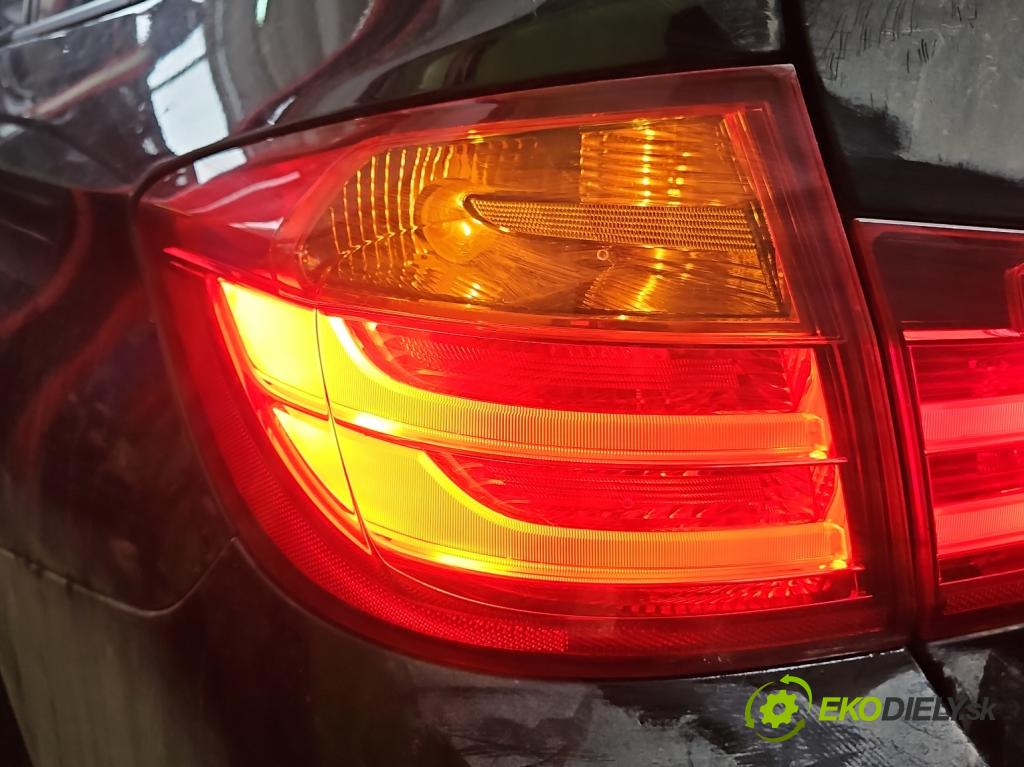 Bmw 3 F30 2011-2018 2.0d 184hp manual 135 kW 1995 cm3 5- svetlo / reflektor zadné ľavé  (Kľučka dverí ostatné)