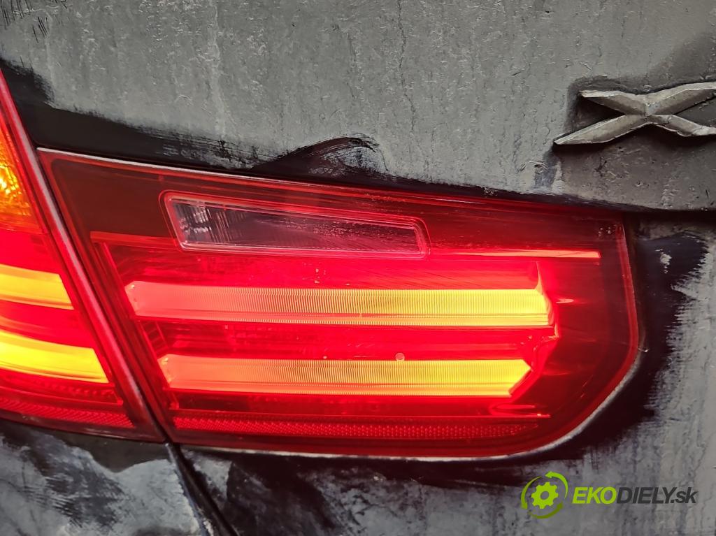 Bmw 3 F30 2011-2018 2.0d 184hp manual 135 kW 1995 cm3 5- svetlo / reflektor zadné ľavé 7371111 (Kľučka dverí ostatné)