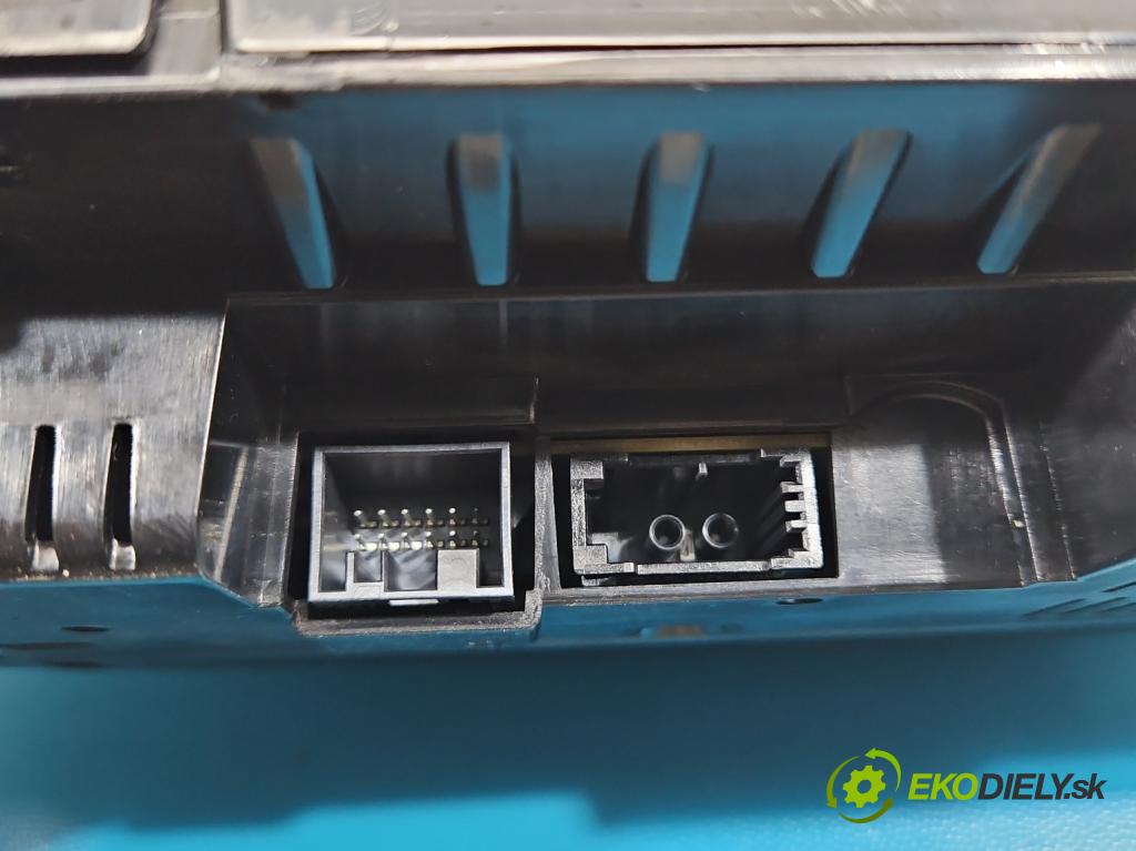 Bmw 3 F30 2011-2018 2.0d 184hp manual 135 kW 1995 cm3 5- prístrojovka/ budíky 9232895 (Prístrojová doska)