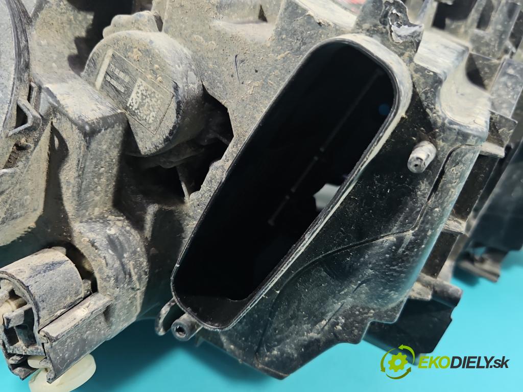 Bmw 3 F30 2011-2018 2.0d 184hp manual 135 kW 1995 cm3 5- Reflektor: pravý 7259554 (Svetlo predné pravé)