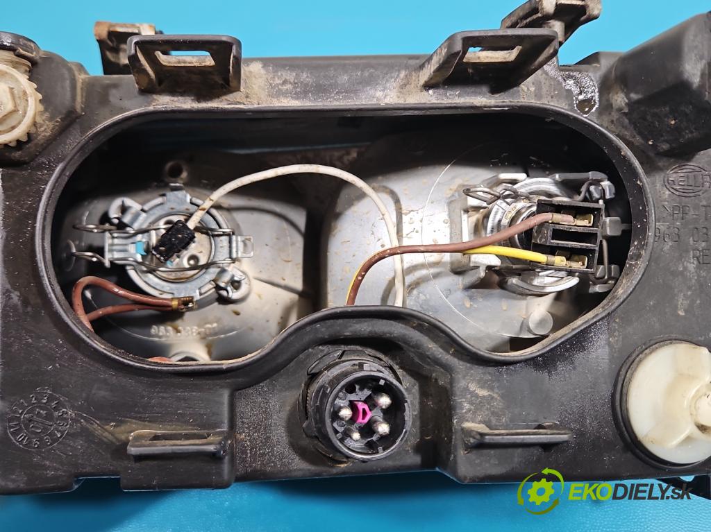 Audi A3 8L 1996-2003 1.8 20V 125 hp manual 92 kW 1781 cm3 3- světlo pravý  (Pravé přední světlo)