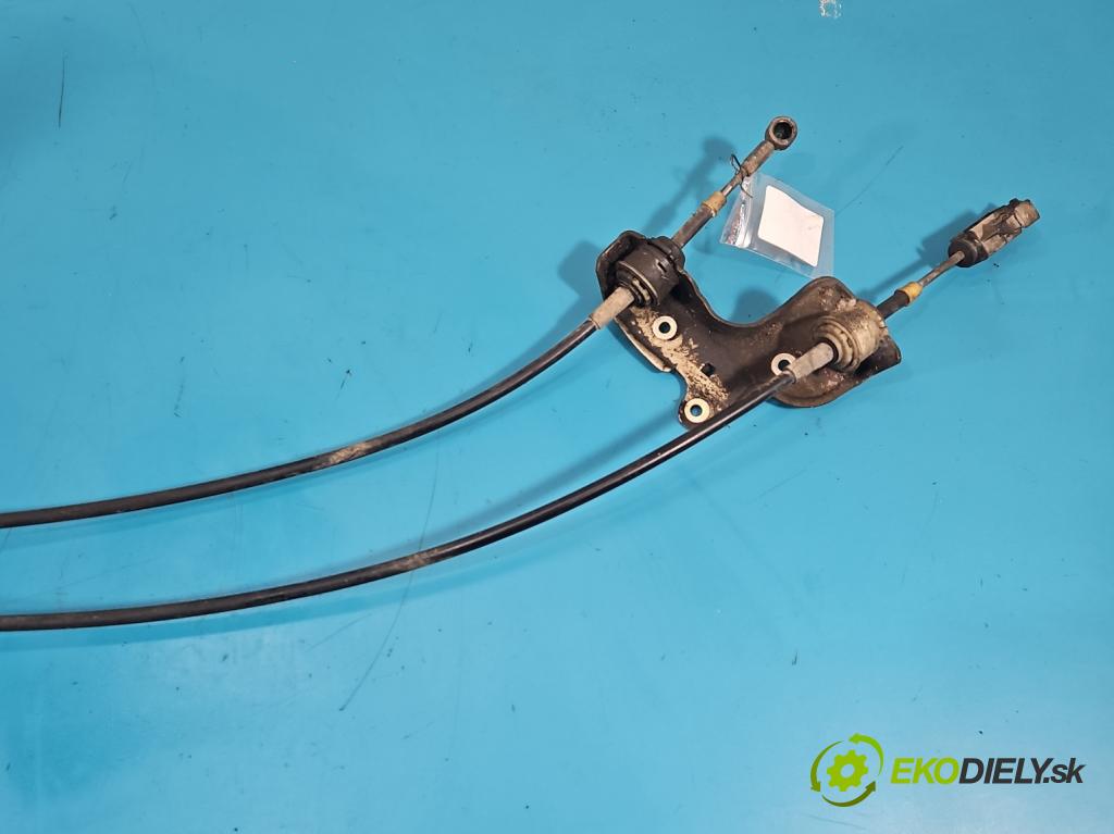 Fiat Punto Grande 1.4 8V 77 HP manual 57 kW 1368 cm3 5- Páka: Změny: stupeň,rýchlosť 00553497170 (Rýchlostná páka (kulisa))