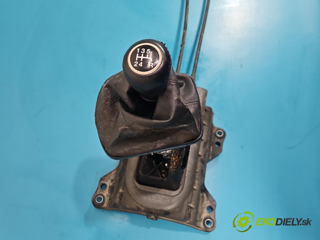 Fiat Punto Grande 1.4 8V 77 HP manual 57 kW 1368 cm3 5- Páka: Změny: stupeň,rýchlosť 00553497170 (Rýchlostná páka (kulisa))