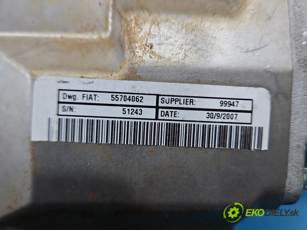 Fiat Punto Grande 1.4 8V 77 HP manual 57 kW 1368 cm3 5- čerpadlo posilovač 26117861 (Servočerpadlo)