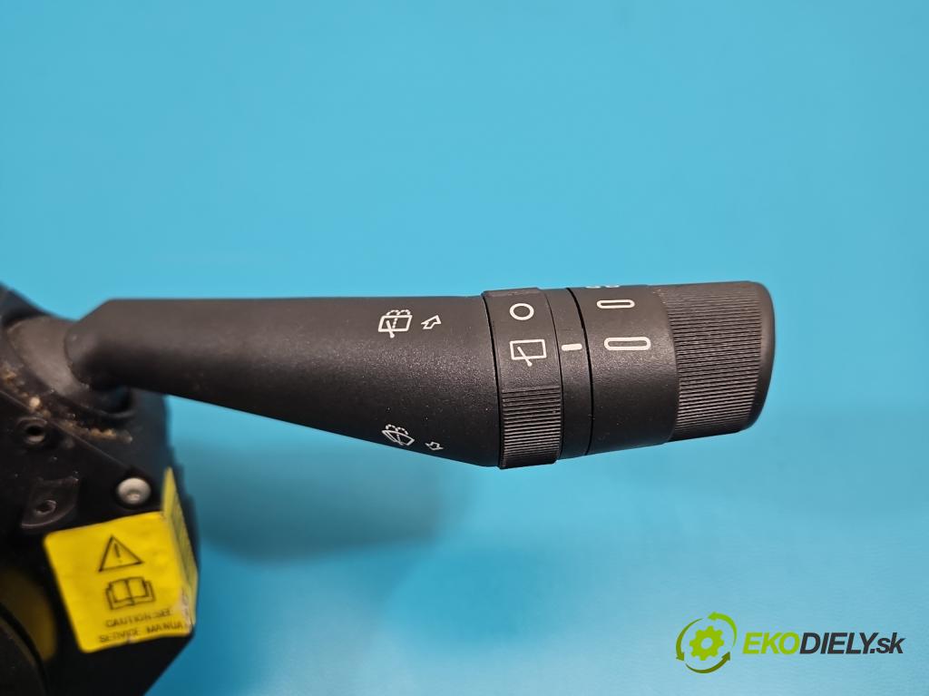 Fiat Punto Grande 1.4 8V 77 HP manual 57 kW 1368 cm3 5- prepínač komplex: 7354104230 (Prepínacie páčky pod volantom)