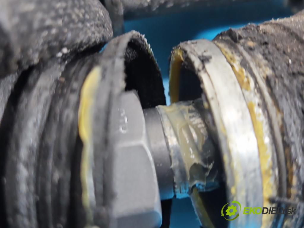 Jaguar XE X760 2015-2024 2.0d 179KM automatic 132 kW 1999 cm3 4- řízení volant GX73-3200-AE