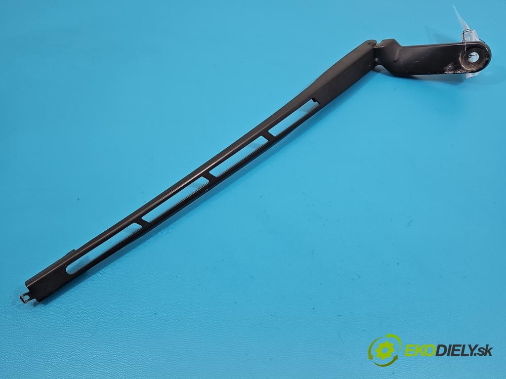 Audi Q7 2005-2015 4.2 TDI 326KM automatic 240 kW 4134 cm3 5- rameno stěrače levé 4L1955407A