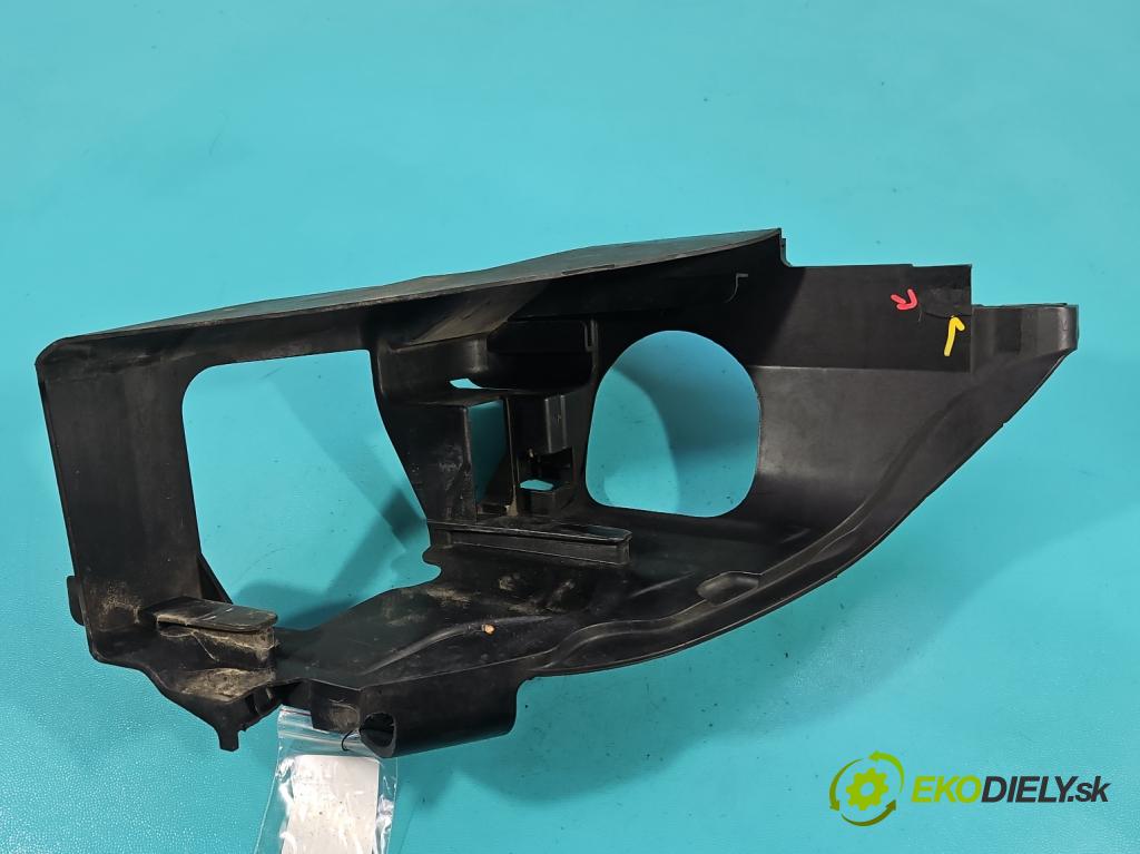 Audi Q7 2005-2015 4.2 TDI 326KM automatic 240 kW 4134 cm3 5- lišta pod svetlami 