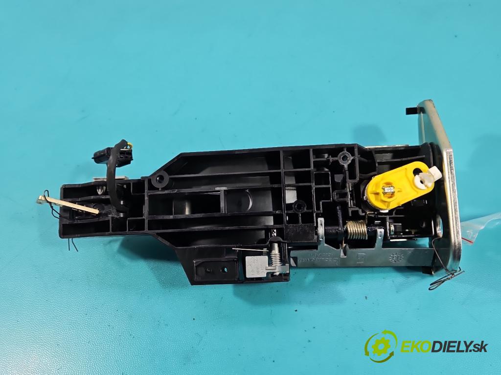 Renault Kadjar 2015-2022 1.2 131 HP manual 96 kW 1197 cm3 5- rukoväť predné ľavé mimo: 806074307R (Kľučka dverí vonkajšia predná ľavá)