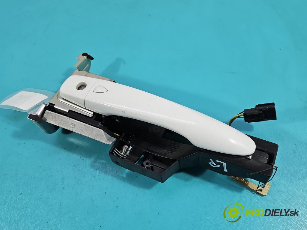 Renault Kadjar 2015-2022 1.2 131 HP manual 96 kW 1197 cm3 5- rukoväť predné ľavé mimo: 806074307R (Kľučka dverí vonkajšia predná ľavá)