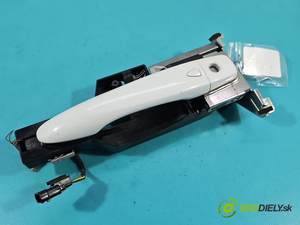 Renault Kadjar 2015-2022 1.2 131 HP manual 96 kW 1197 cm3 5- rukoväť predné ľavé mimo: 806074307R (Kľučka dverí vonkajšia predná ľavá)