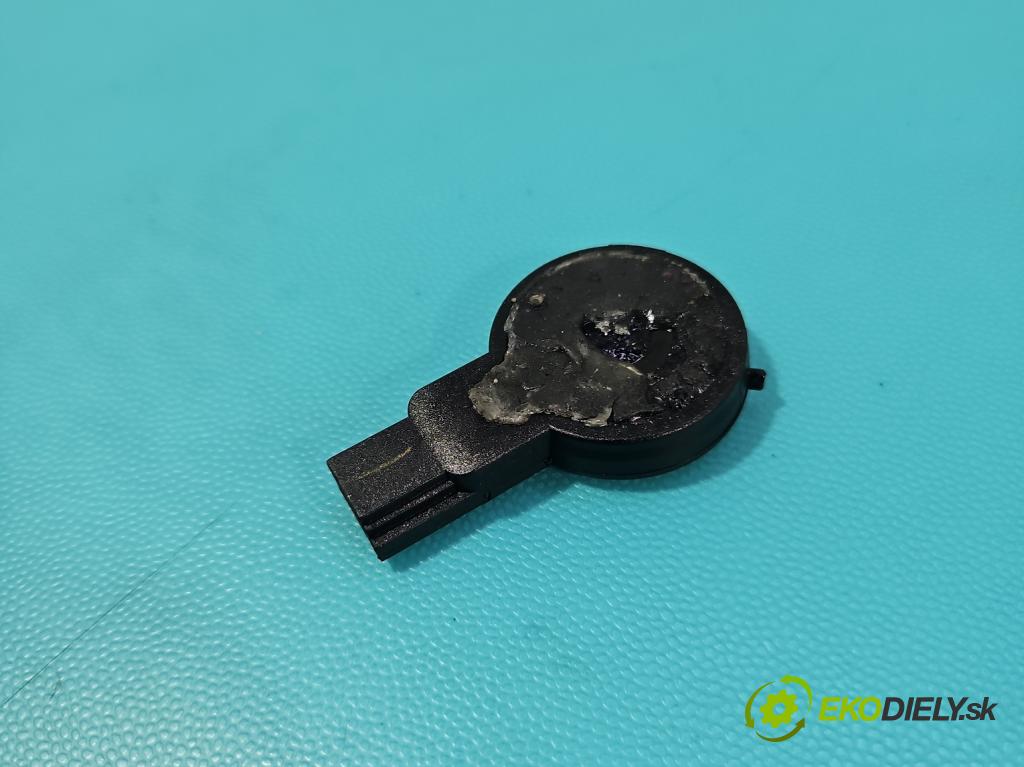 Audi Q7 2005-2015 4.2 TDI 326KM automatic 240 kW 4134 cm3 5- snímač déšť: 4E0910557B (Snímač dažďa)