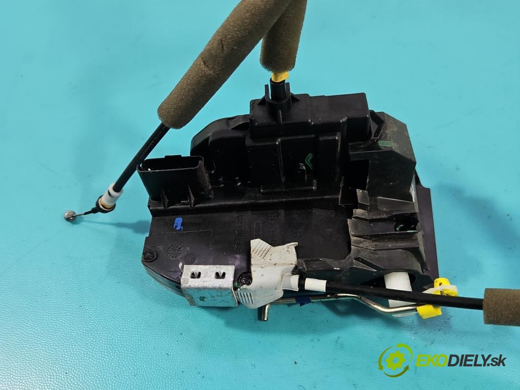 Renault Kadjar 2015-2022 1.2 131 hp manual 96 kW 1197 cm3 5- zámek přední levý