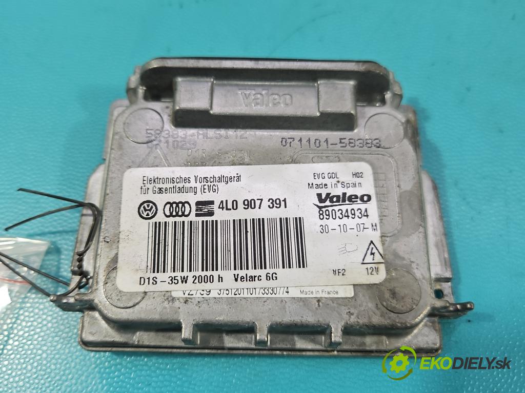 Audi Q7 2005-2015 4.2 TDI 326KM automatic 240 kW 4134 cm3 5- střídač: xenon 4L0907391 (Riadiaca jednotka xenónu)