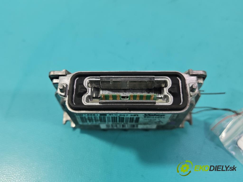 Audi Q7 2005-2015 4.2 TDI 326KM automatic 240 kW 4134 cm3 5- střídač: xenon 4L0907391 (Riadiaca jednotka xenónu)