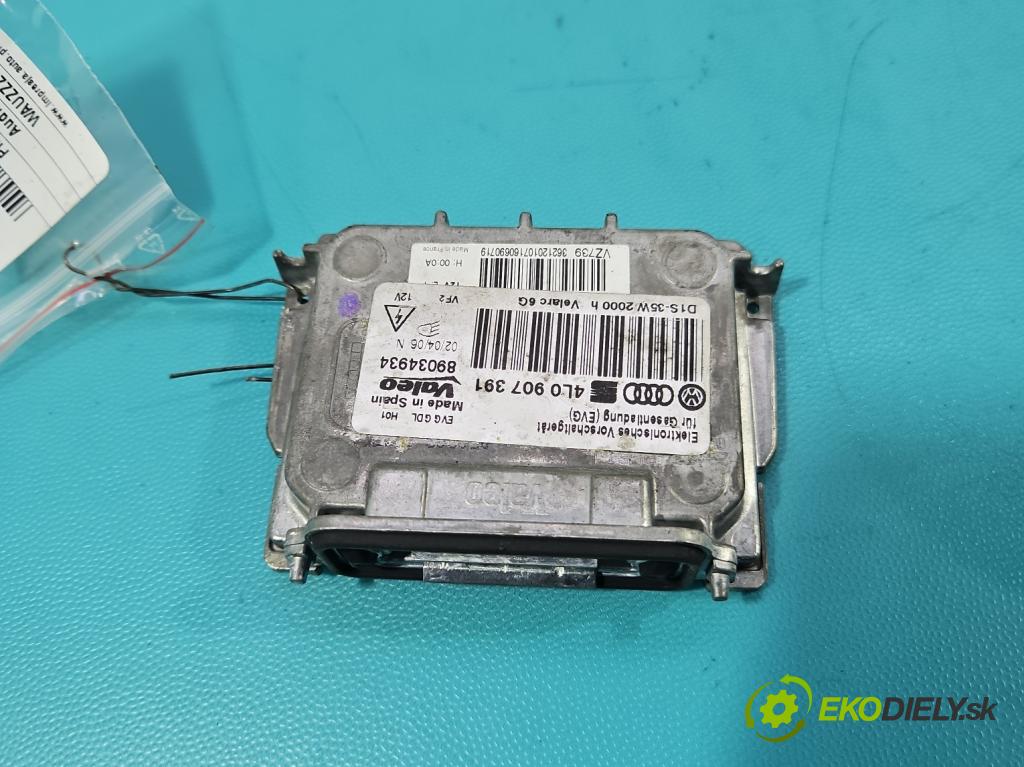 Audi Q7 2005-2015 4.2 TDI 326KM automatic 240 kW 4134 cm3 5- střídač: xenon 4L0907391 (Riadiaca jednotka xenónu)