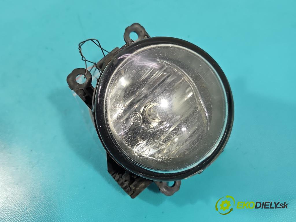 Renault Kadjar 2015-2022 1.2 131 HP manual 96 kW 1197 cm3 5- Halogen pravý 261503971R (Kľučka dverí ostatné)