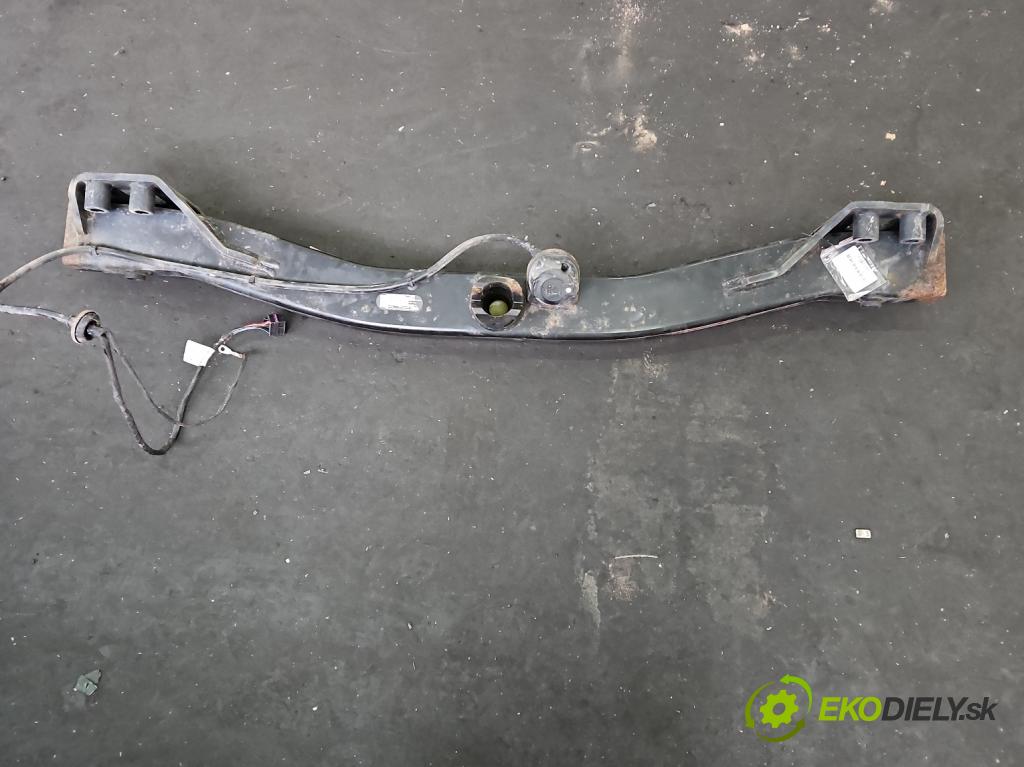 Audi Q7 2005-2015 4.2 TDI 326KM automatic 240 kW 4134 cm3 5- oko tažné 4L0803921K (Tažné zařízení)