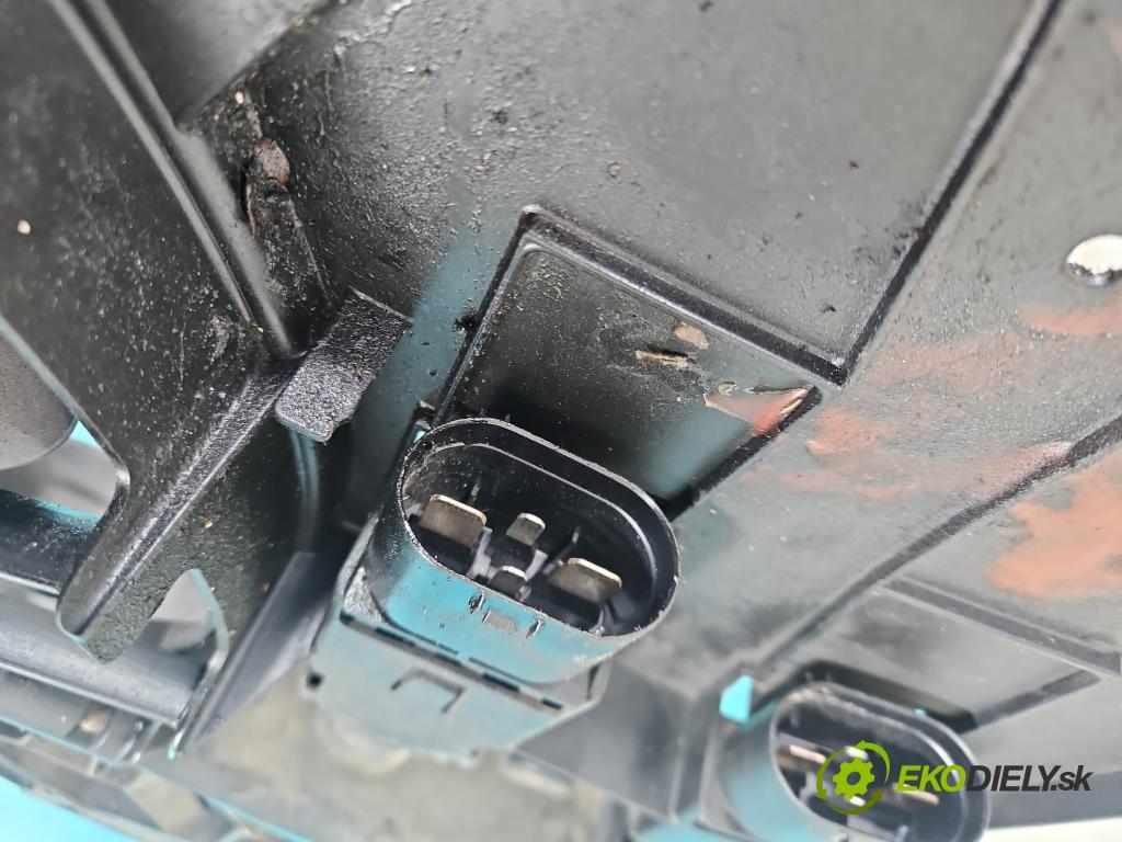 Audi Q7 2005-2015 4.2 TDI 326KM automatic 240 kW 4134 cm3 5- Ventilátor chladiča 7L6121207