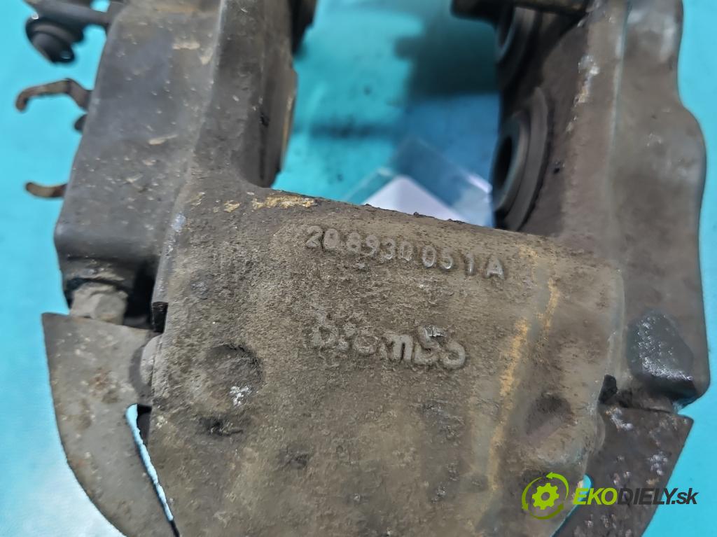 Audi Q7 2005-2015 4.2 TDI 326KM automatic 240 kW 4134 cm3 5- brzdič zadné ľavý  (Kľučka dverí ostatné)