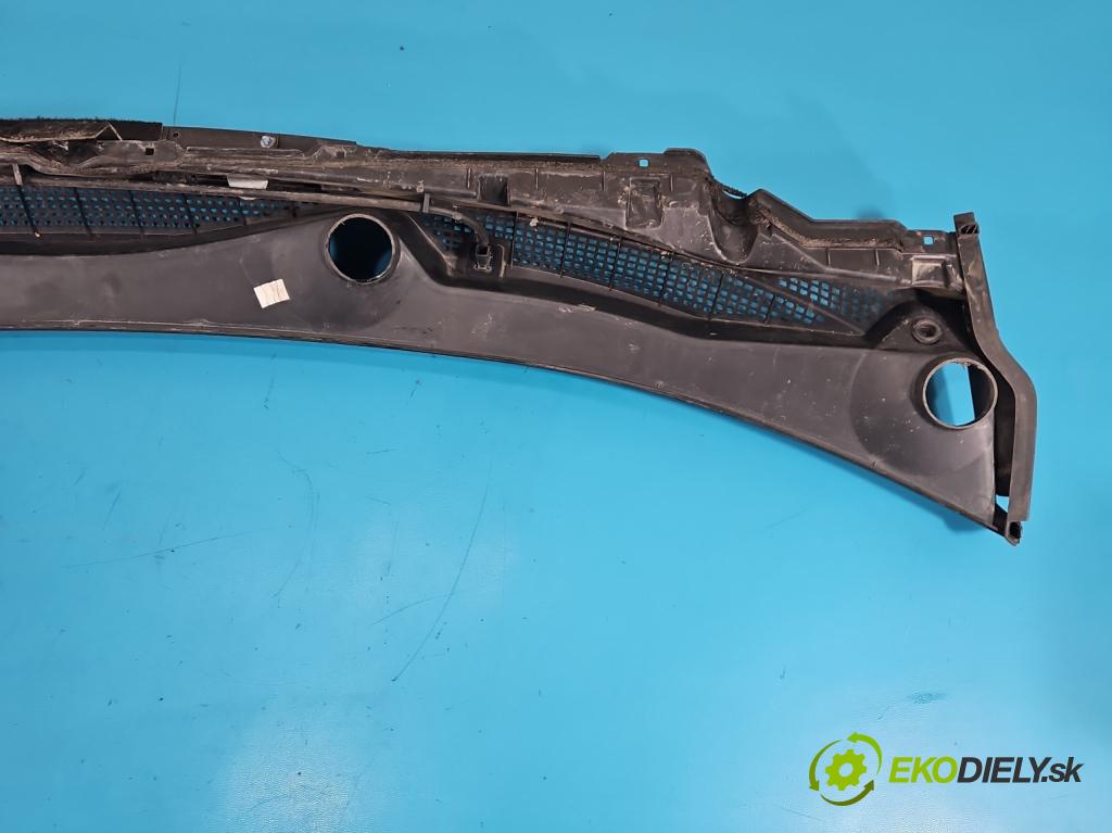 Renault Kadjar 2015-2022 1.2 131 HP manual 96 kW 1197 cm3 5- torpédo 668107243R (Torpédo (plast pod čelným sklom))