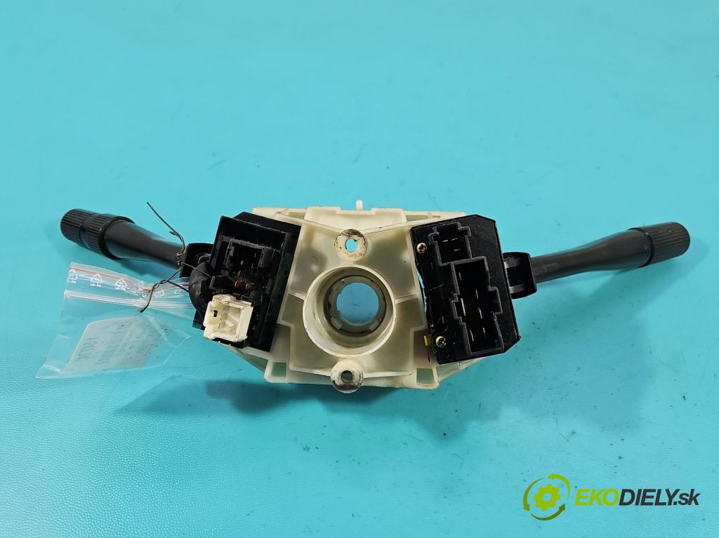 Honda CR-V I 1995-2001 2.0 16V 128 HP manual 94 kW 1973 cm3 5- prepínač komplex: M16389B (Prepínacie páčky pod volantom)