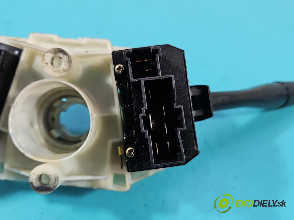 Honda CR-V I 1995-2001 2.0 16V 128 HP manual 94 kW 1973 cm3 5- prepínač komplex: M16389B (Prepínacie páčky pod volantom)