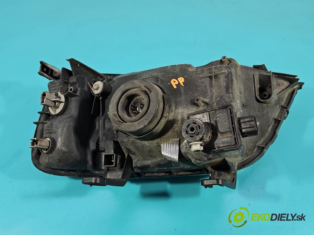 Honda CR-V I 1995-2001 2.0 16V 128 HP manual 94 kW 1973 cm3 5- Reflektor: pravý  (Svetlo predné pravé)