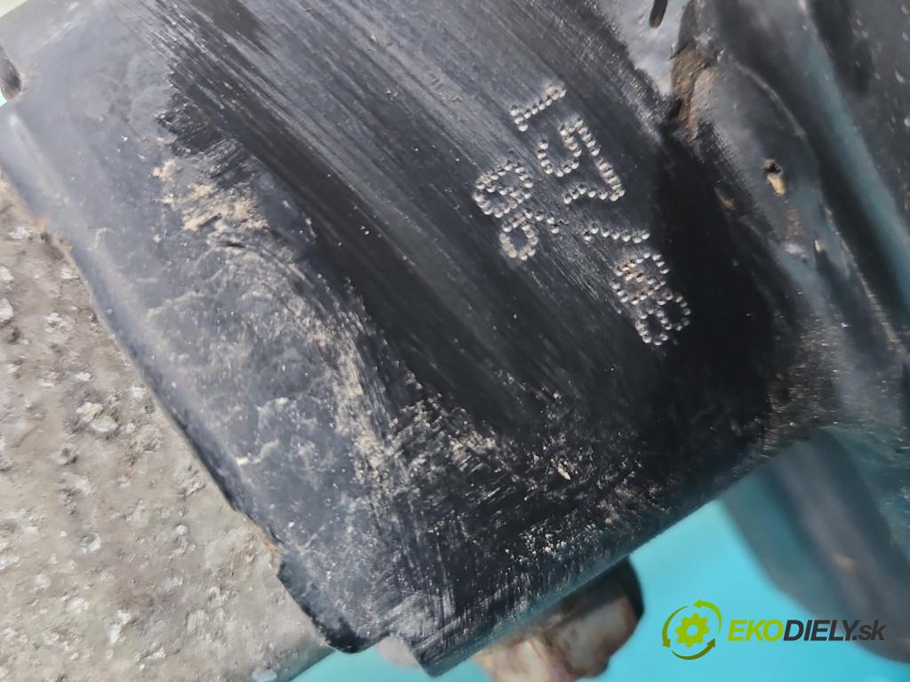 Audi Q7 2005-2015 4.2 TDI 326KM automatic 240 kW 4134 cm3 5- výstuha nárazník predné 4L0807134A