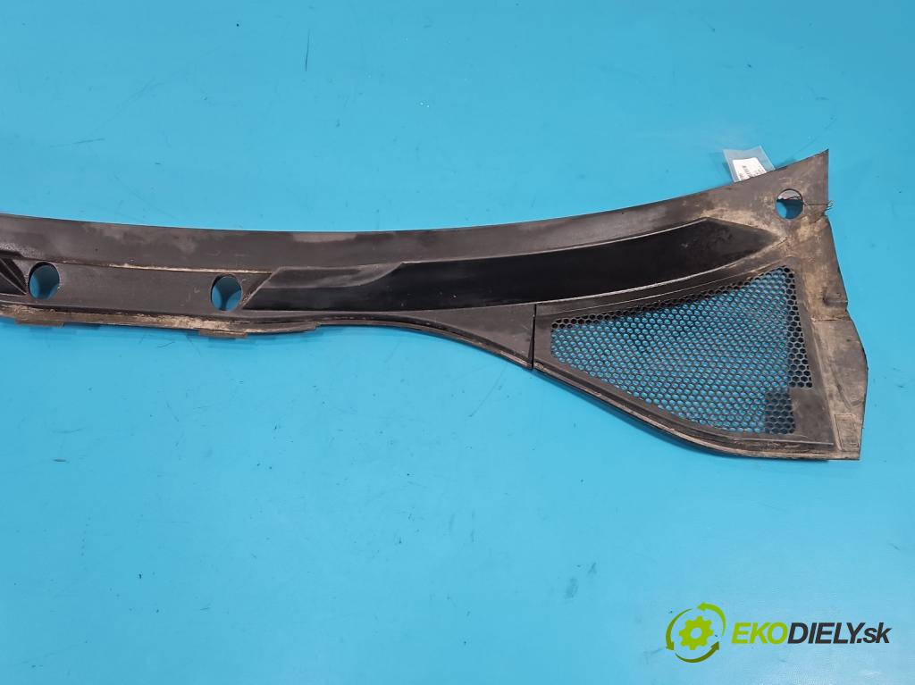 Audi Q7 2005-2015 4.2 TDI 326KM automatic 240 kW 4134 cm3 5- torpédo 4L1819401 (Torpédo (plast pod čelným sklom))