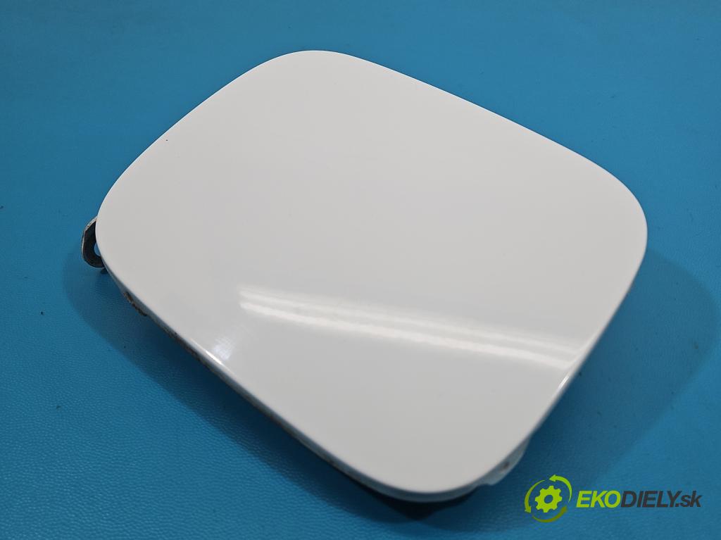 Renault Kadjar 2015-2022 1.2 131 hp manual 96 kW 1197 cm3 5- Klapka nalévání paliva  (Klika dveří ostatní)