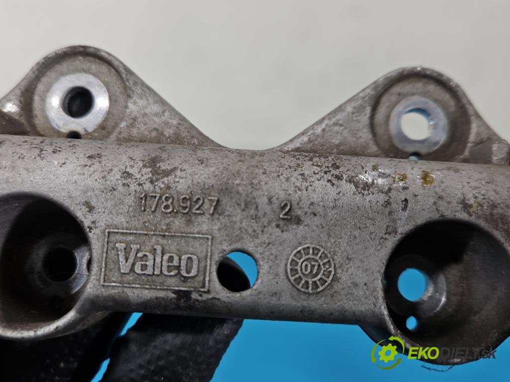 Audi Q7 2005-2015 4.2 TDI 326KM automatic 240 kW 4134 cm3 5- mechanizmus stieračov 4L1955023D